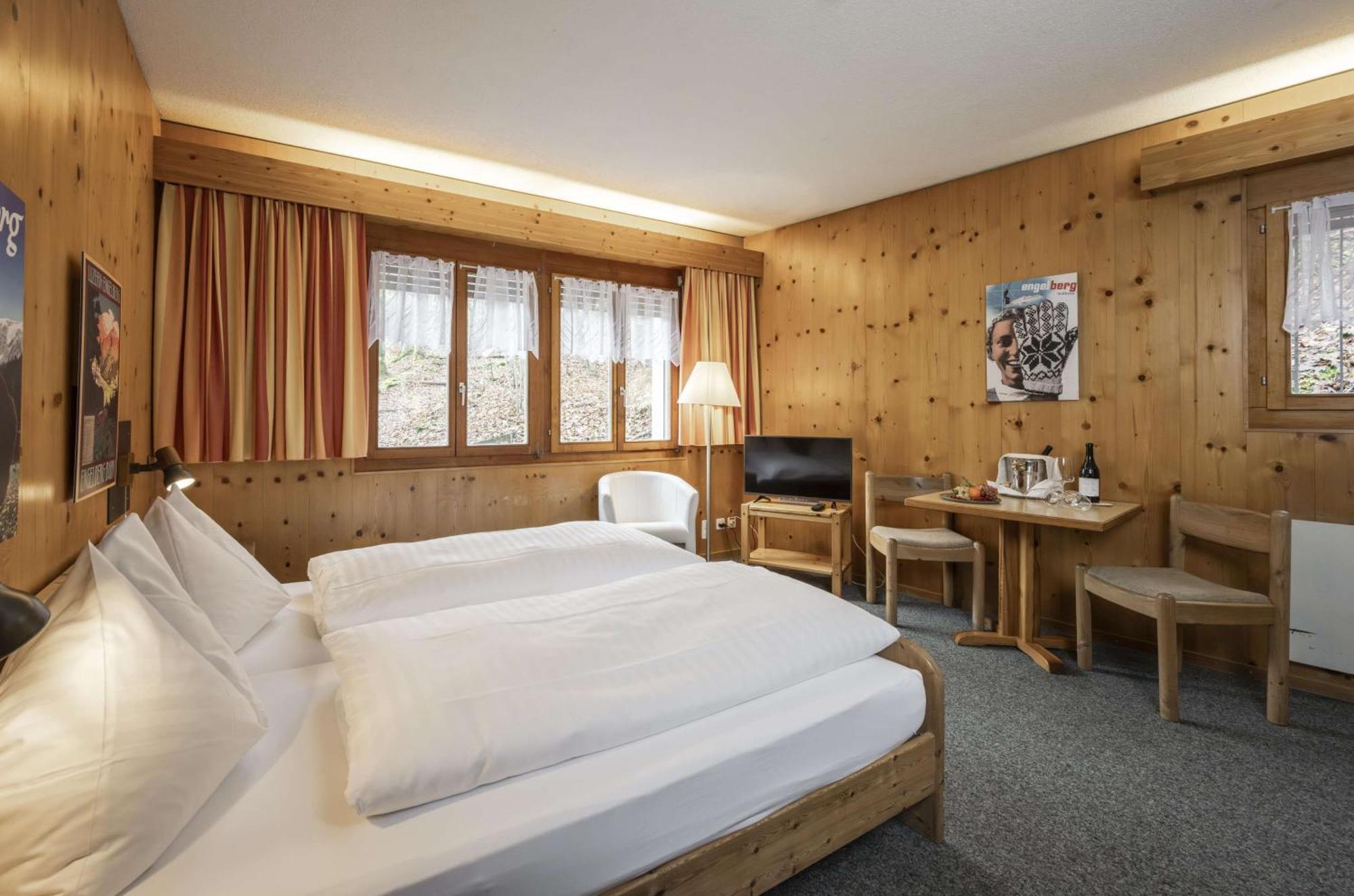 Hotel Restaurant Baenklialp Engelberg Eksteriør billede
